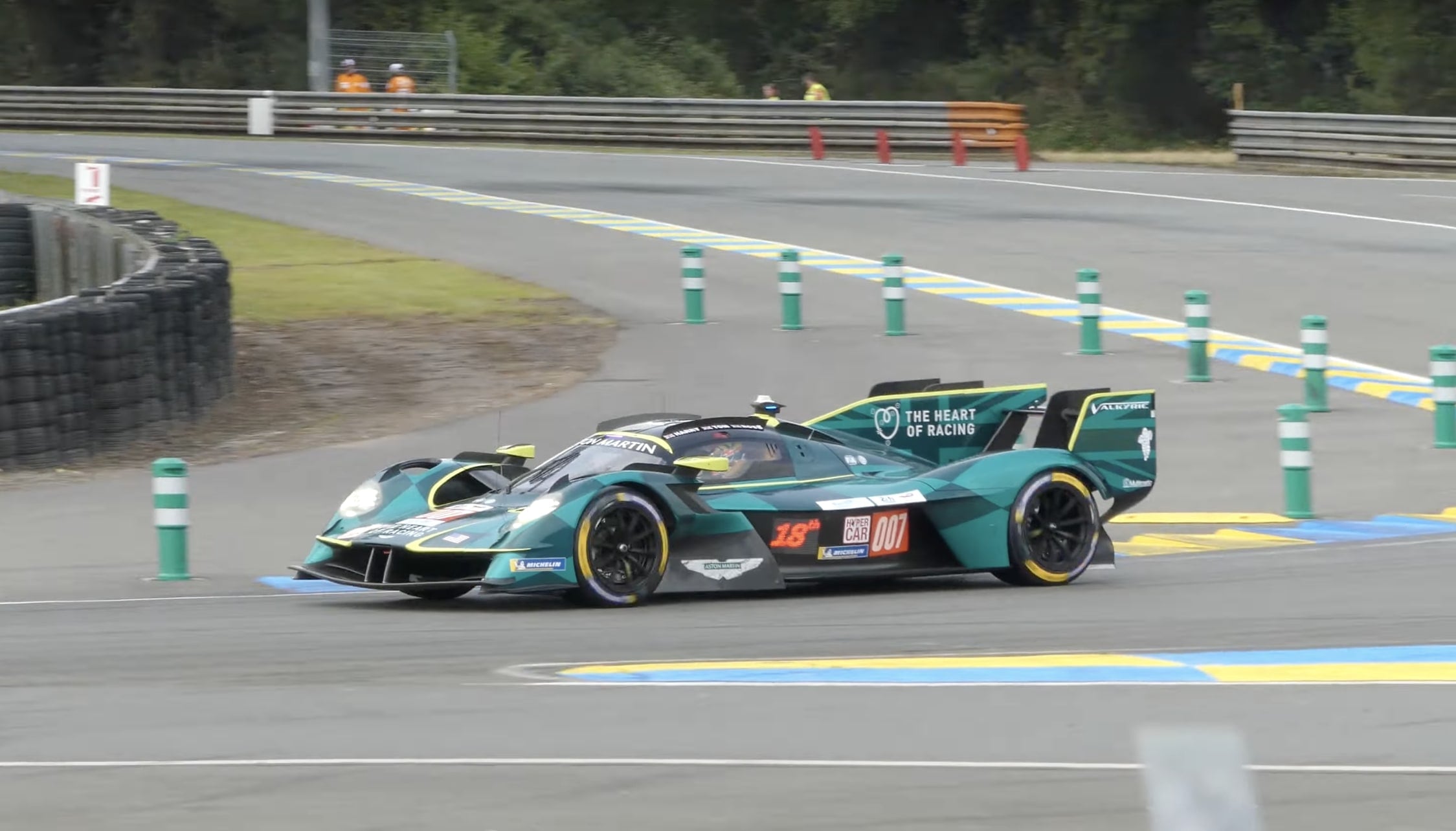 Aston Martin Valyrie